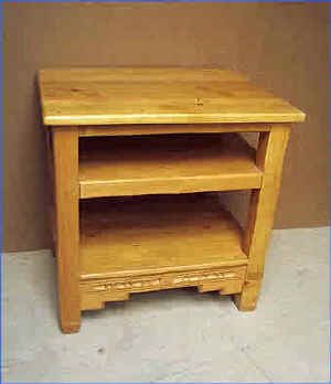 NM TV Stand Honey.jpg (10263 bytes)